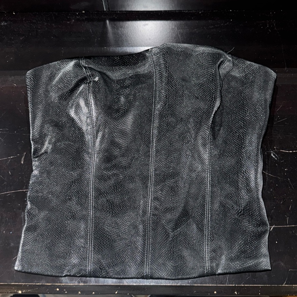 Black Snake Skin Zip Top